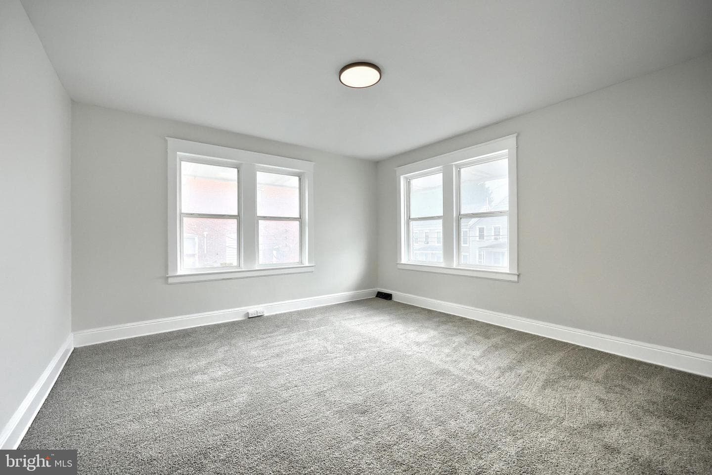 137 1st Avenue photo 35