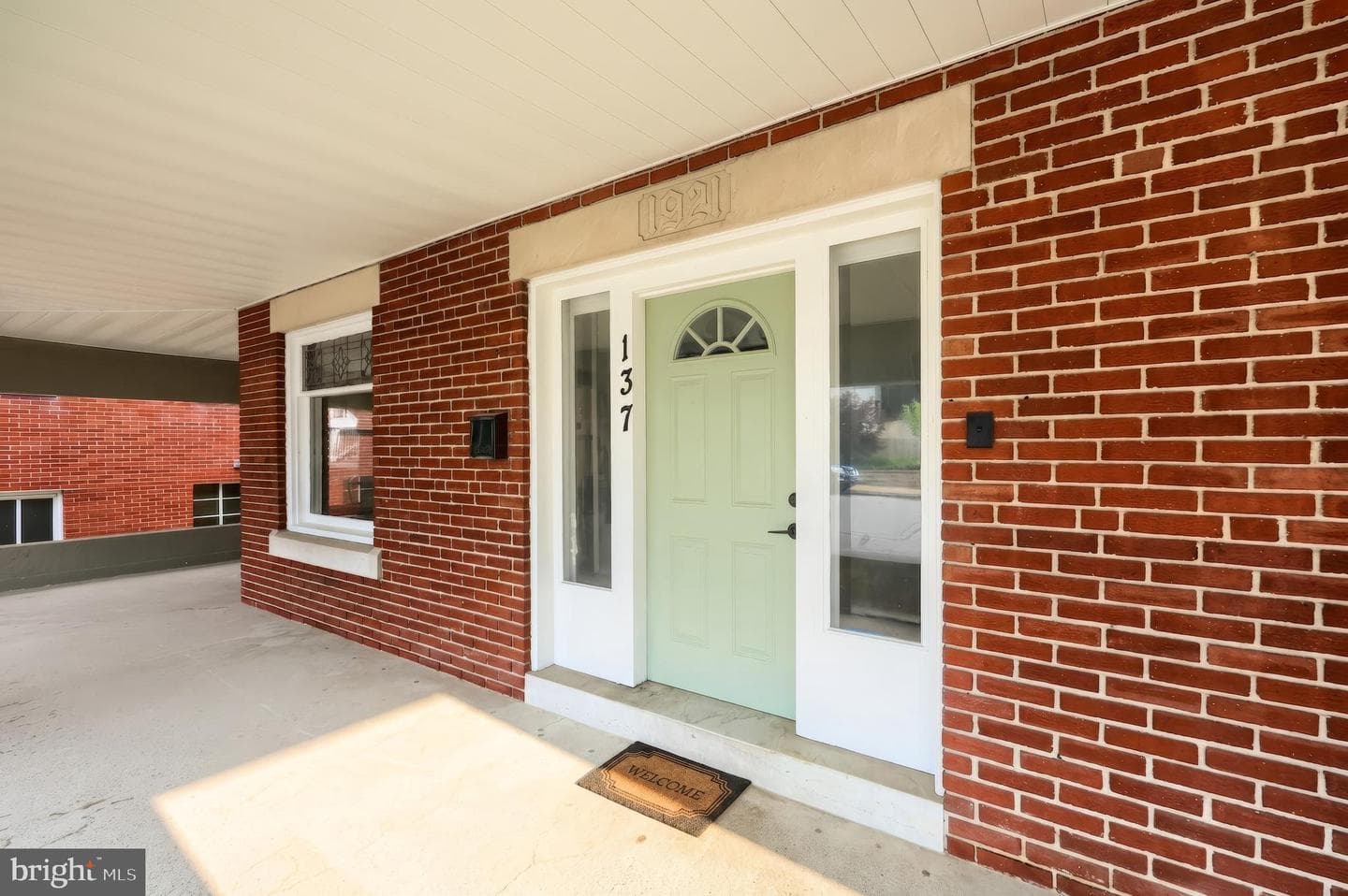 137 1st Avenue photo 6