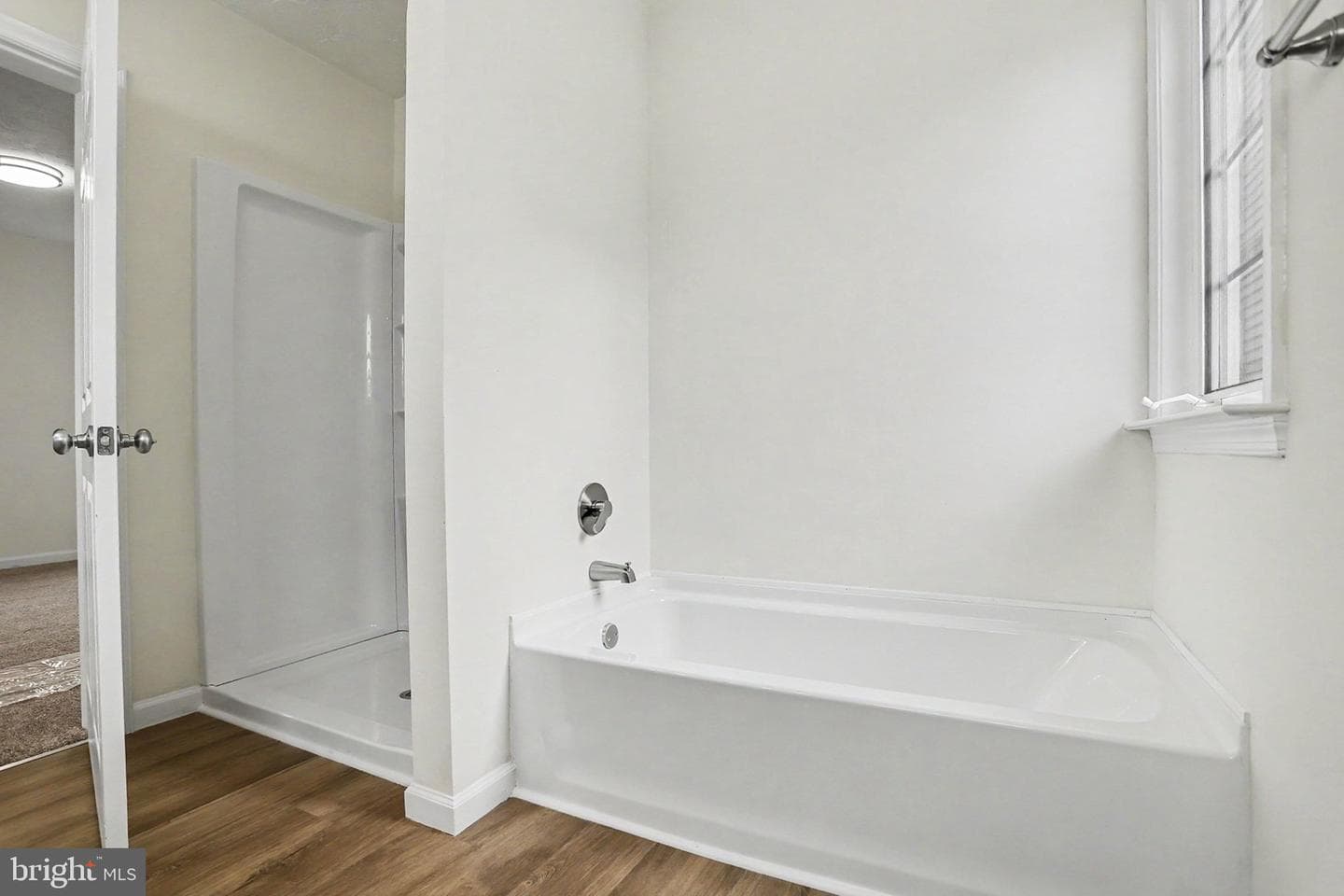 649 Baer Avenue photo 21