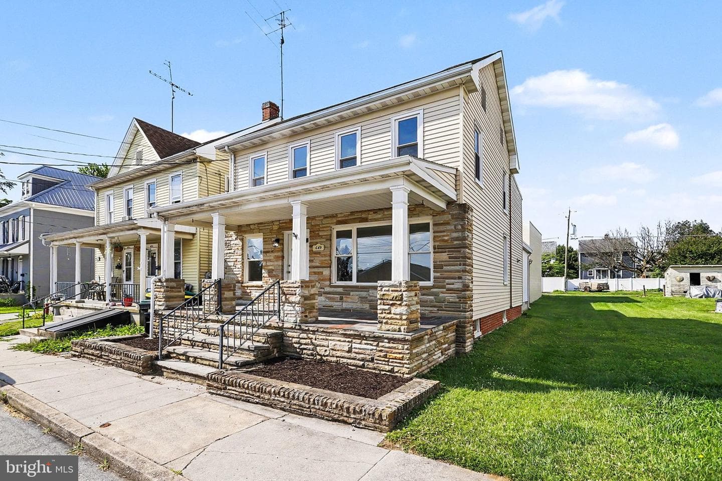 649 Baer Avenue photo 3