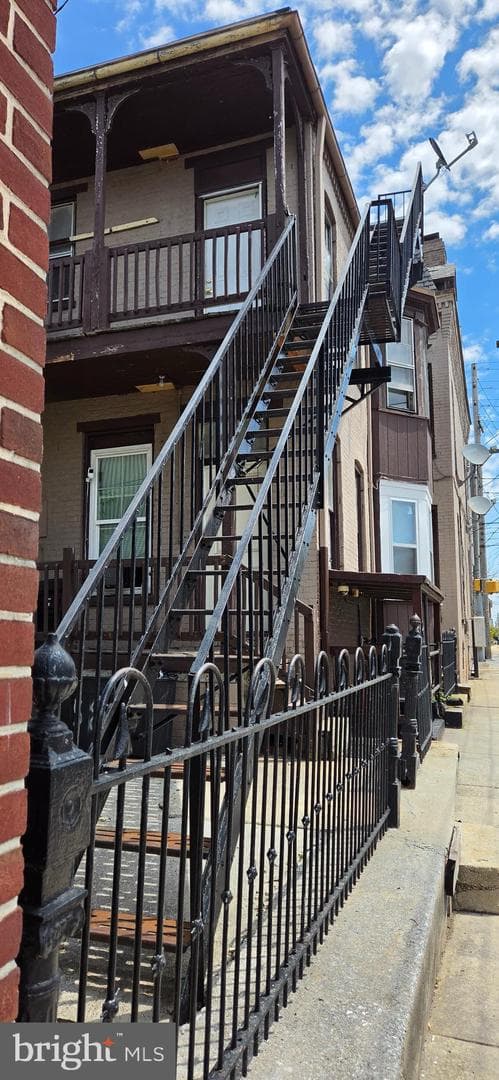 158 S Pershing Avenue photo 13