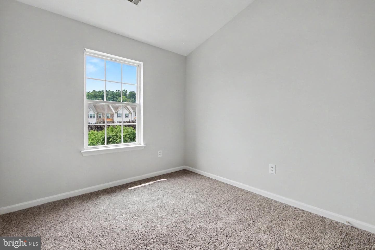 230 Country Ridge Drive photo 16