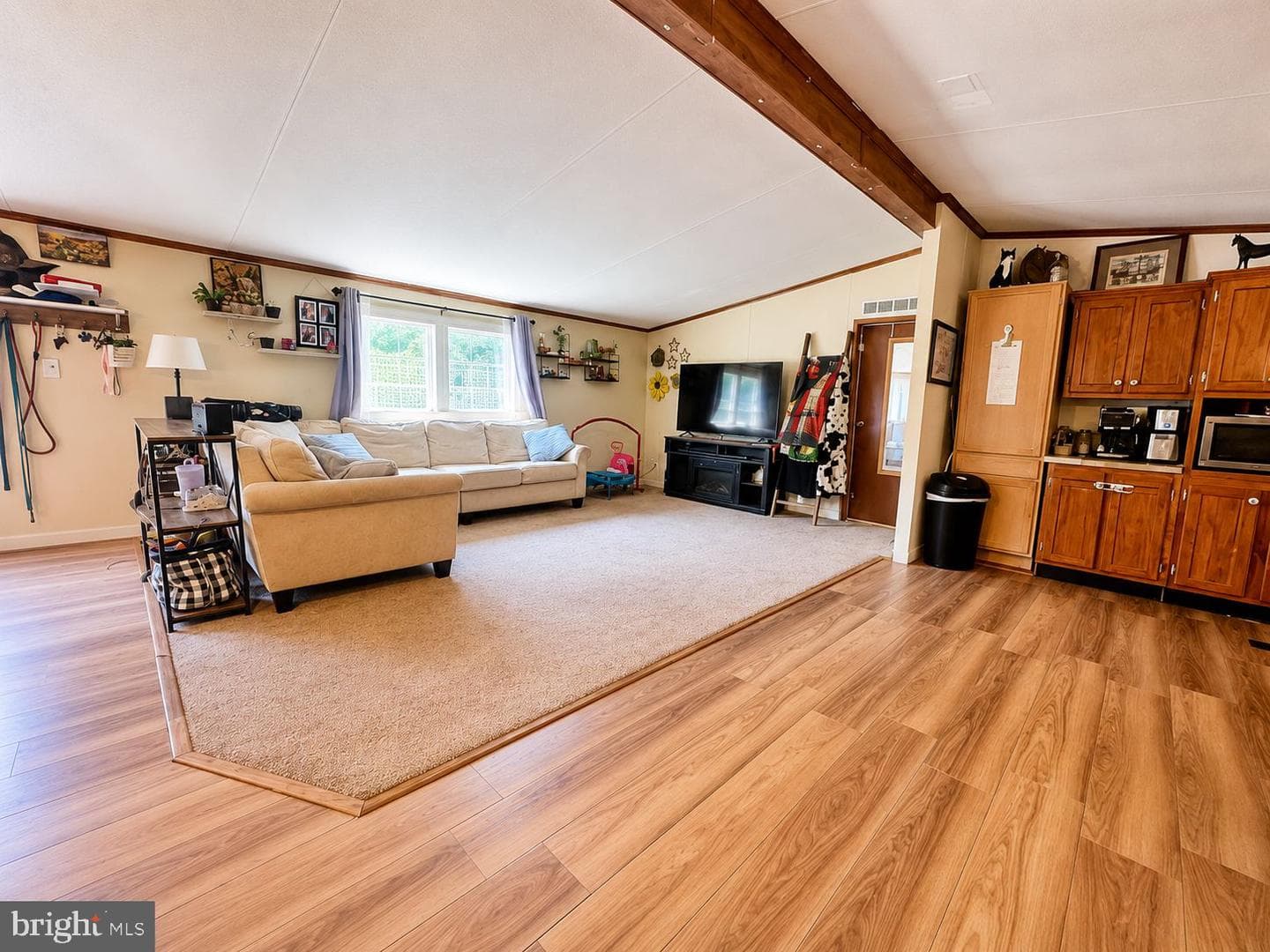 54 Cherokee Drive photo 3