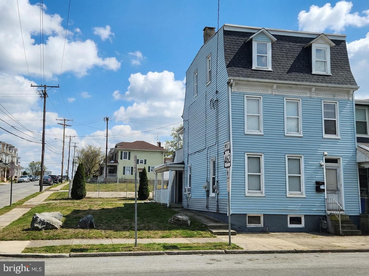 1150 E Philadelphia Street photo 22