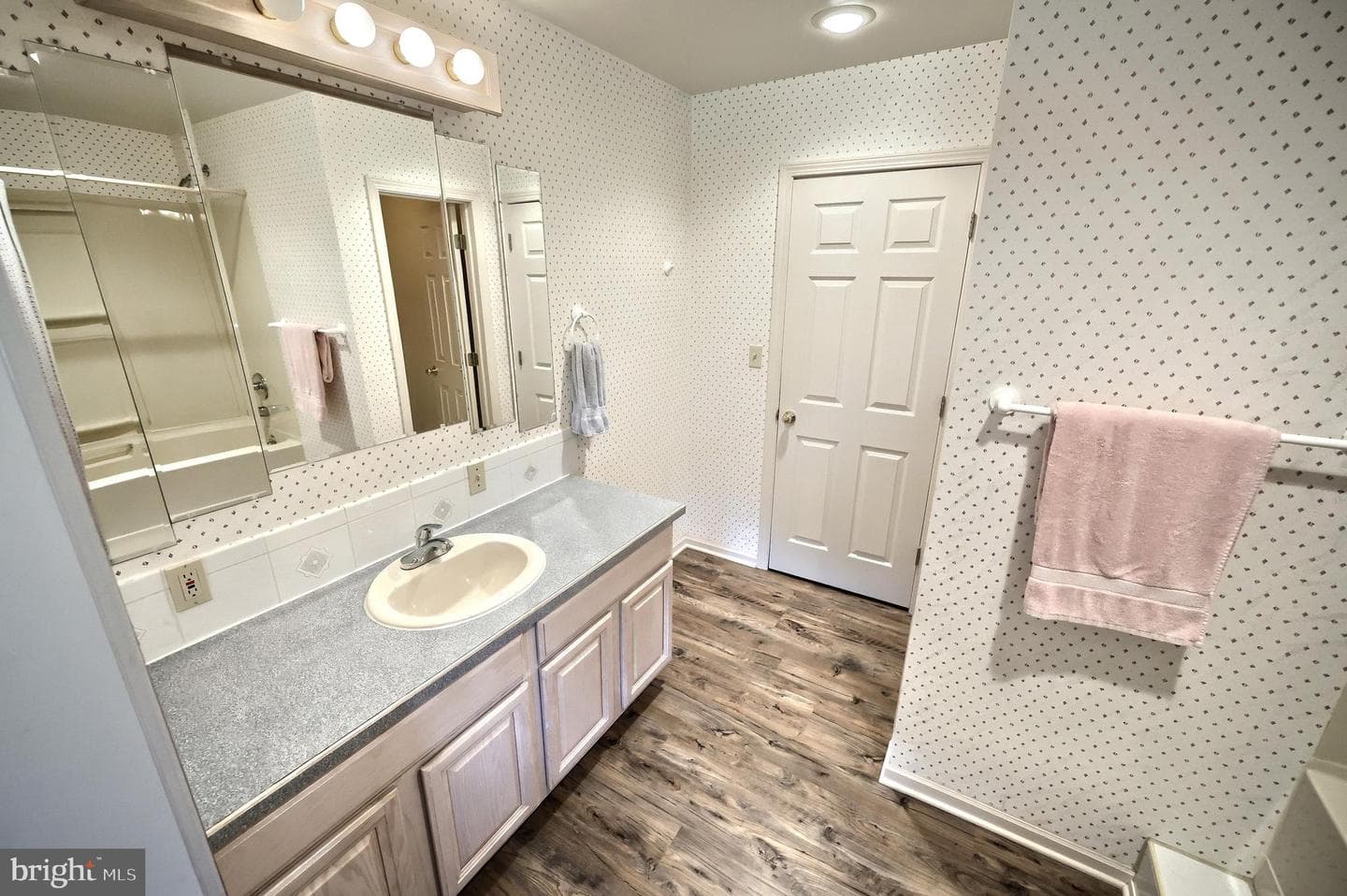 2380 Barrister Drive photo 34