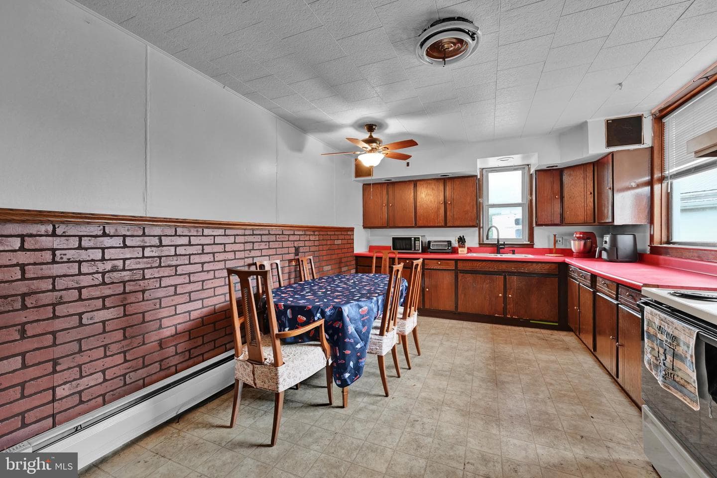 76 Circle Drive photo 10