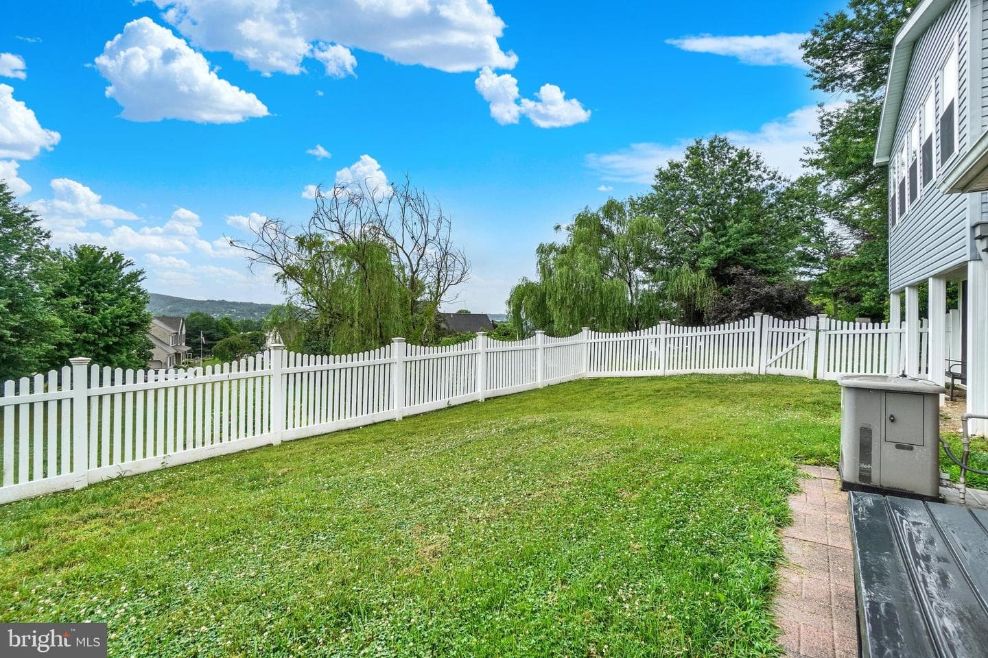 20 Oak Drive photo 28