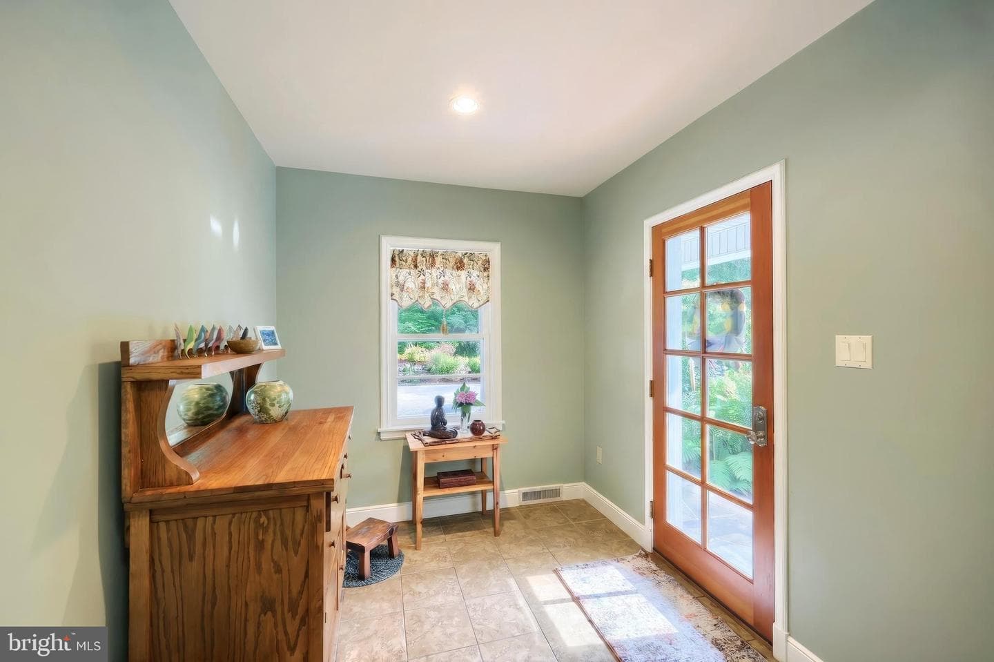 136 Rathton Road photo 16