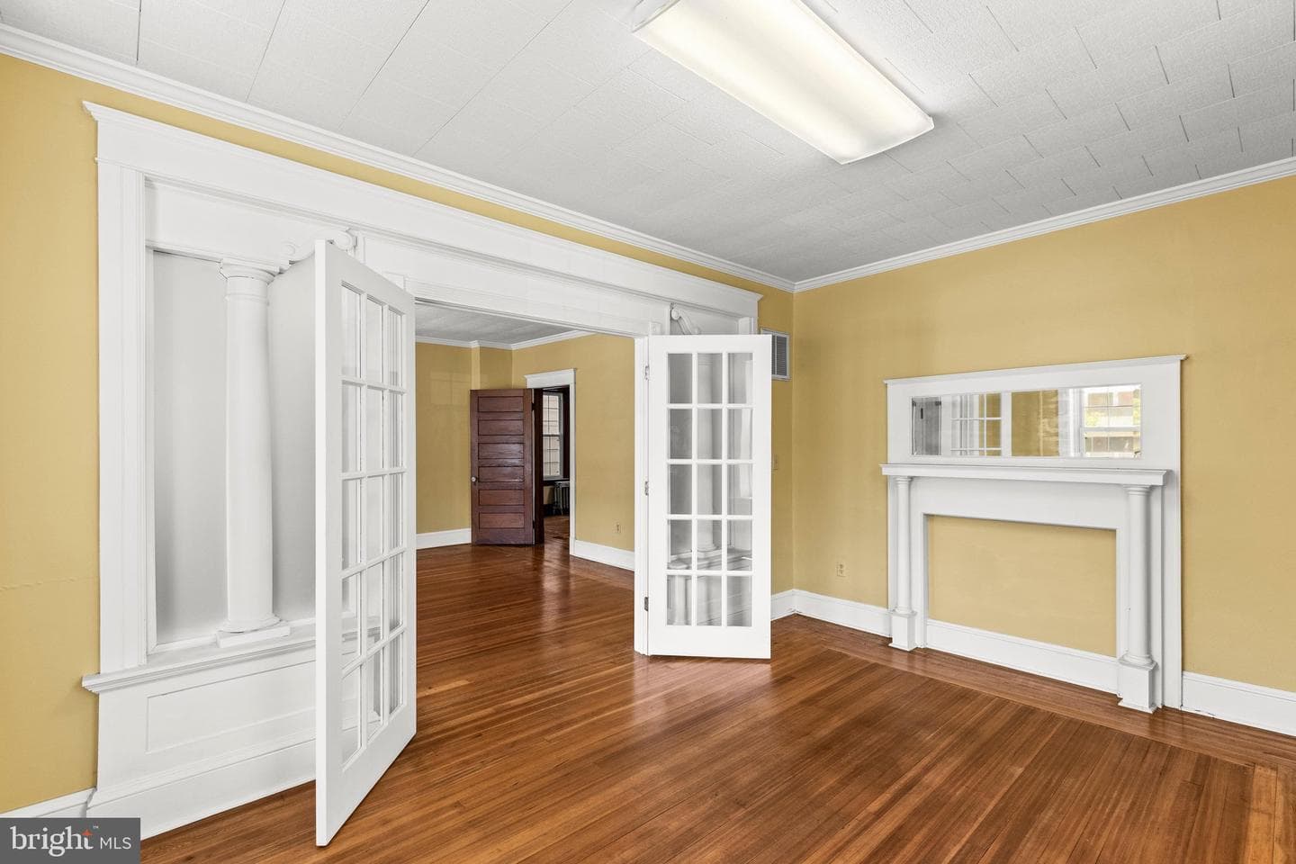 228 Baltimore Street photo 12