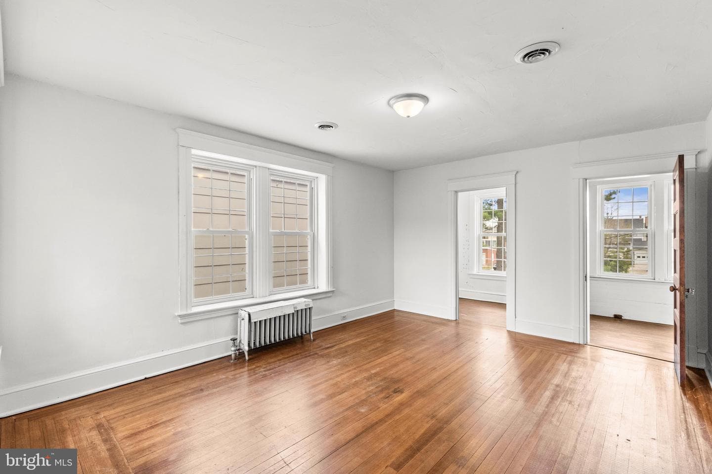 228 Baltimore Street photo 25