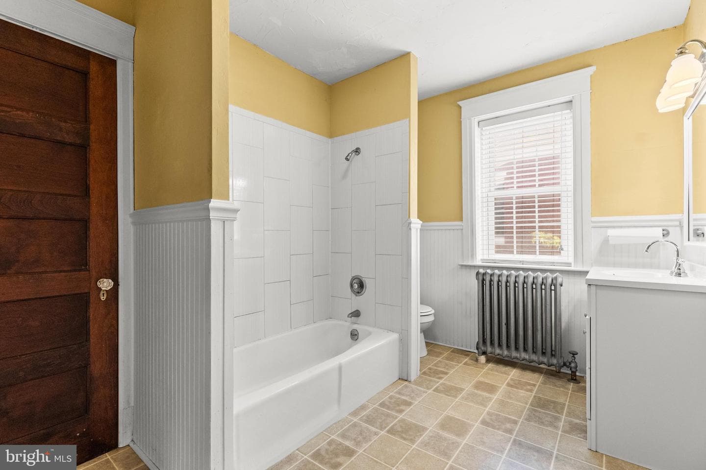 228 Baltimore Street photo 35
