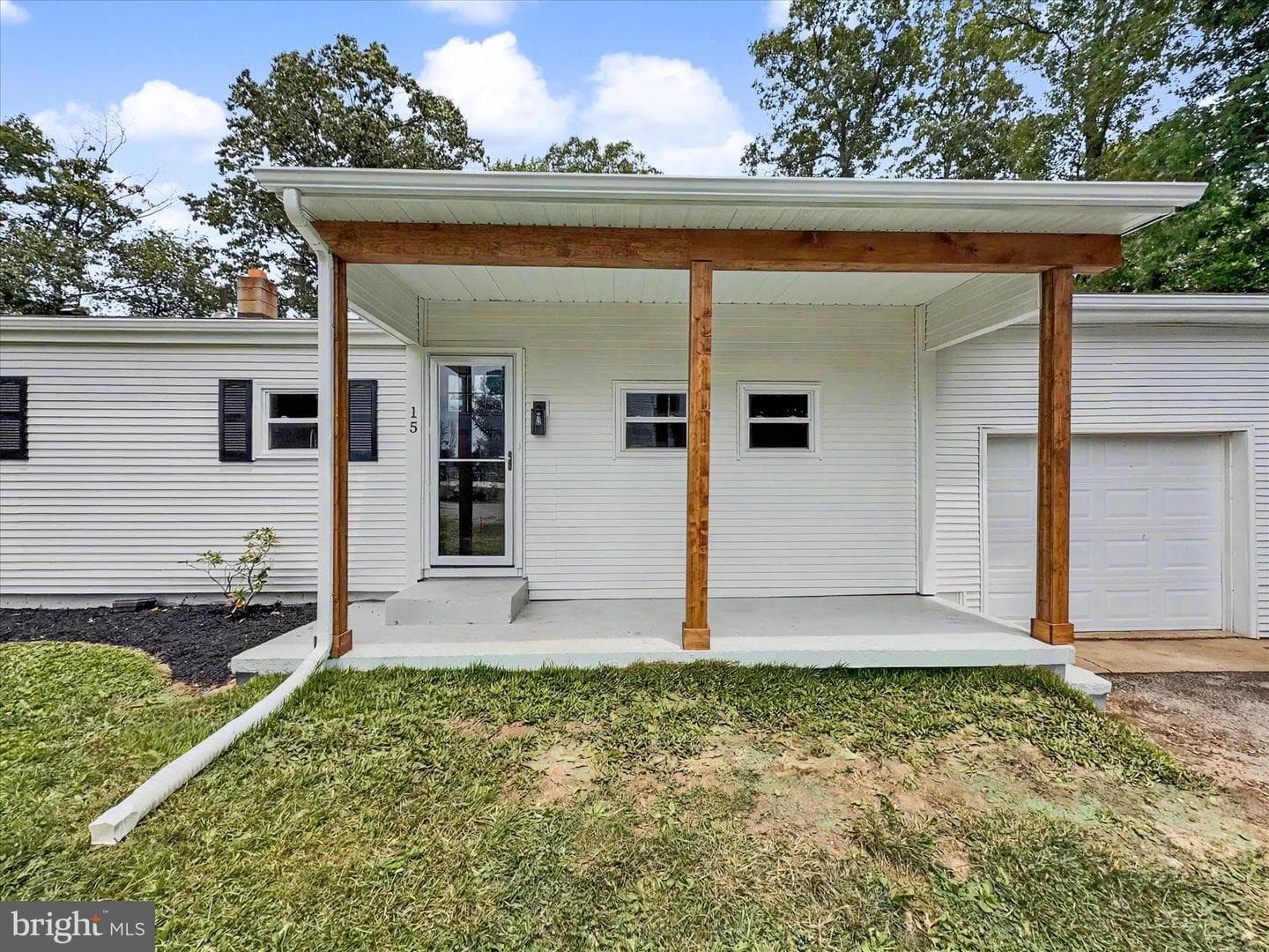15 Foundry Road photo 3
