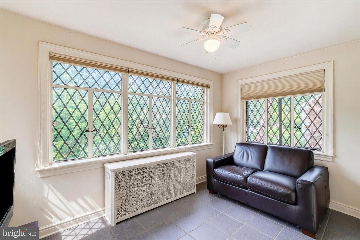306 Elmwood Boulevard photo 8
