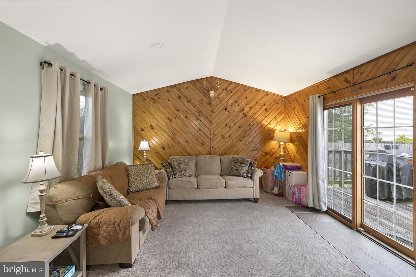 2904 Village Square Drive photo 18