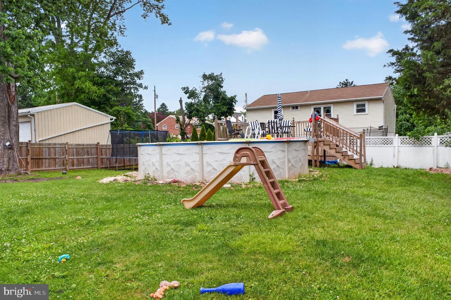 2095 Church Road photo 16