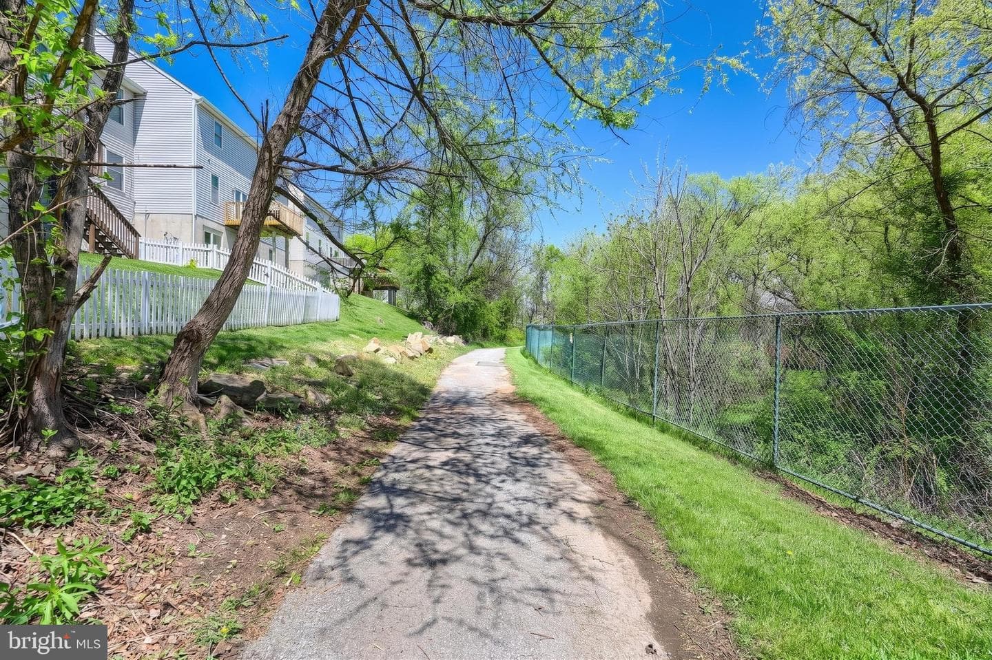 14 Barberry Court photo 32