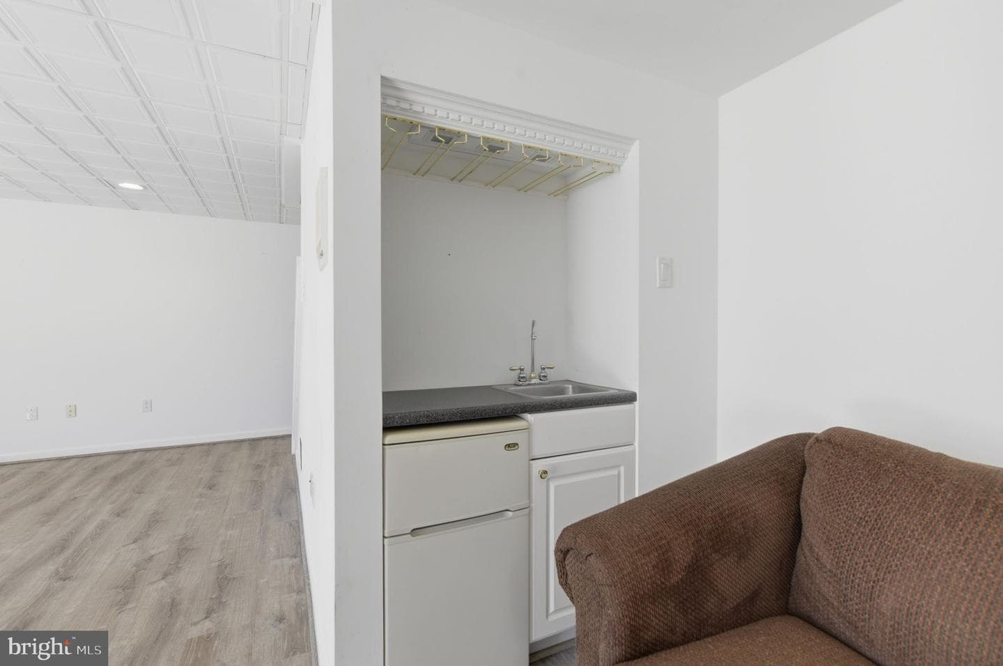 16 Liberty Avenue photo 22