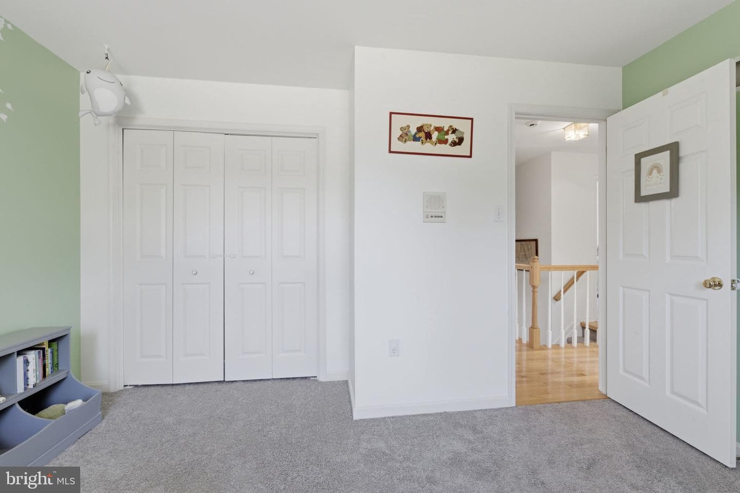 16 Liberty Avenue photo 31