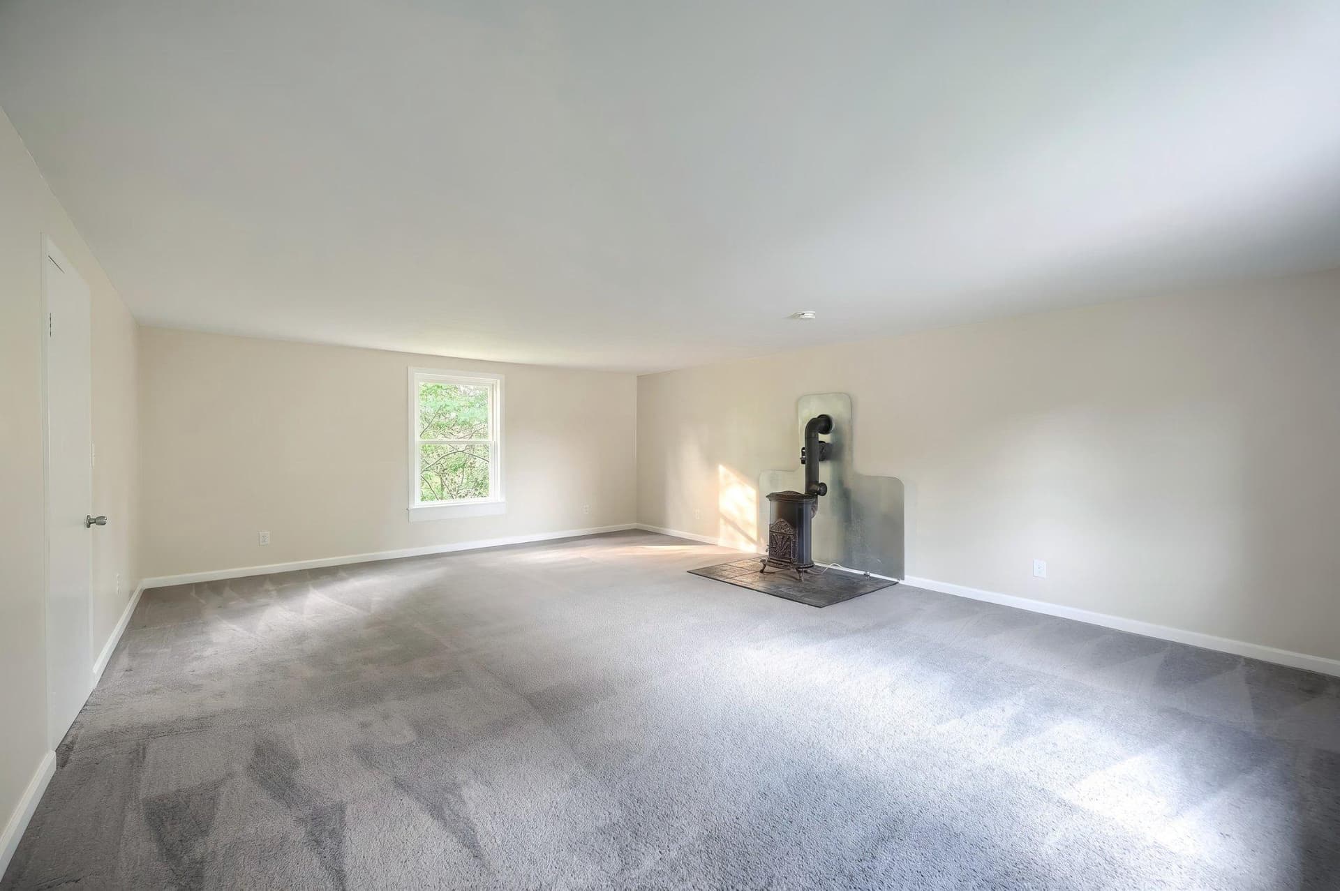 102 Dogwood Drive photo 18