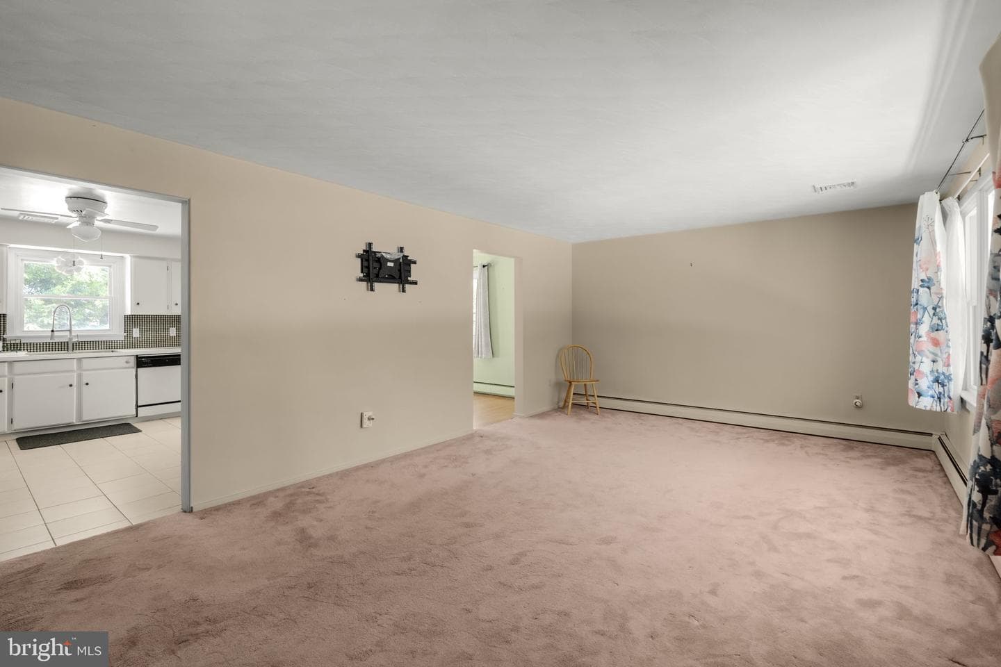 4107 Trowbridge Road photo 3
