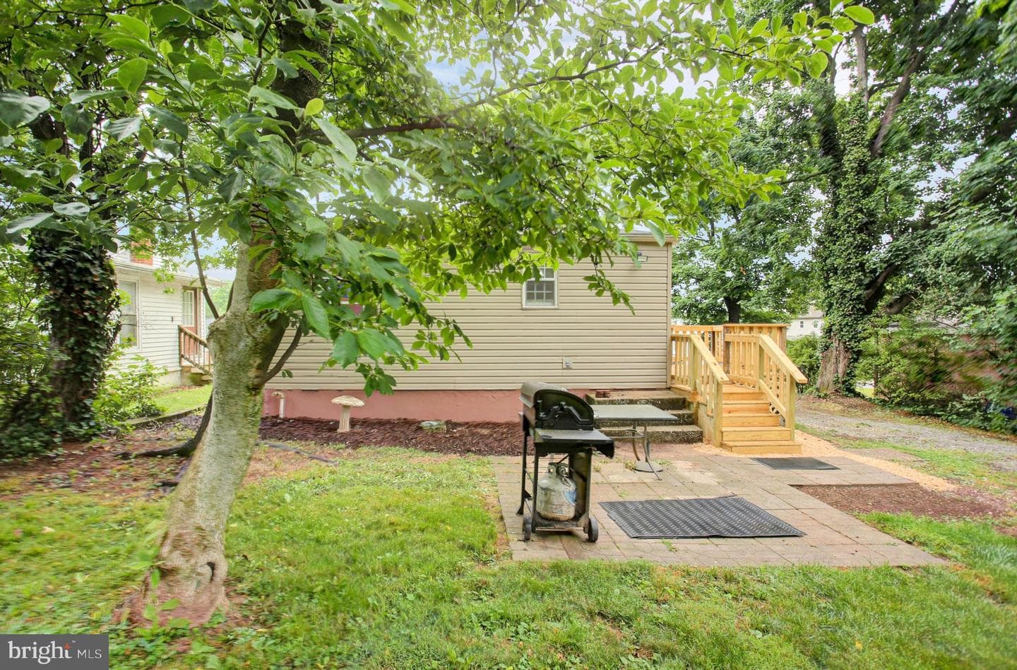 3120 Claremont Road photo 25