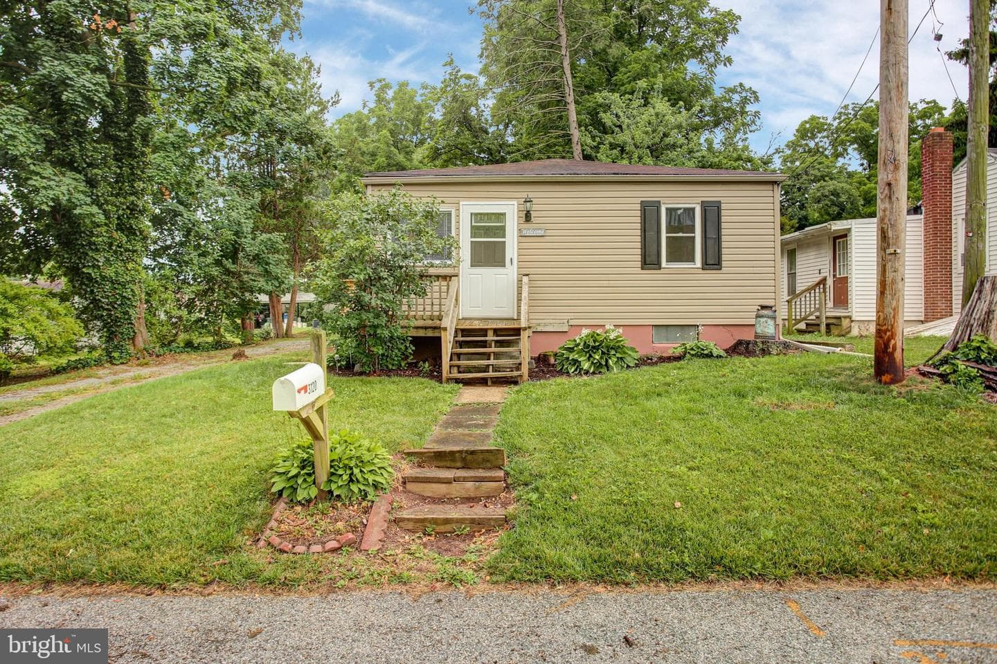 3120 Claremont Road photo 28