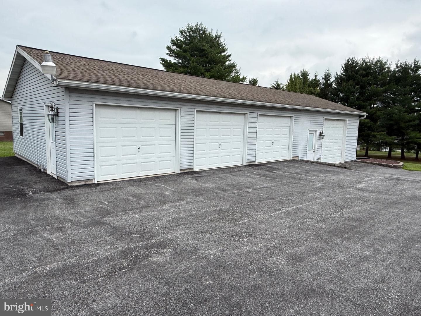 472 Scotch Pine Road photo 6