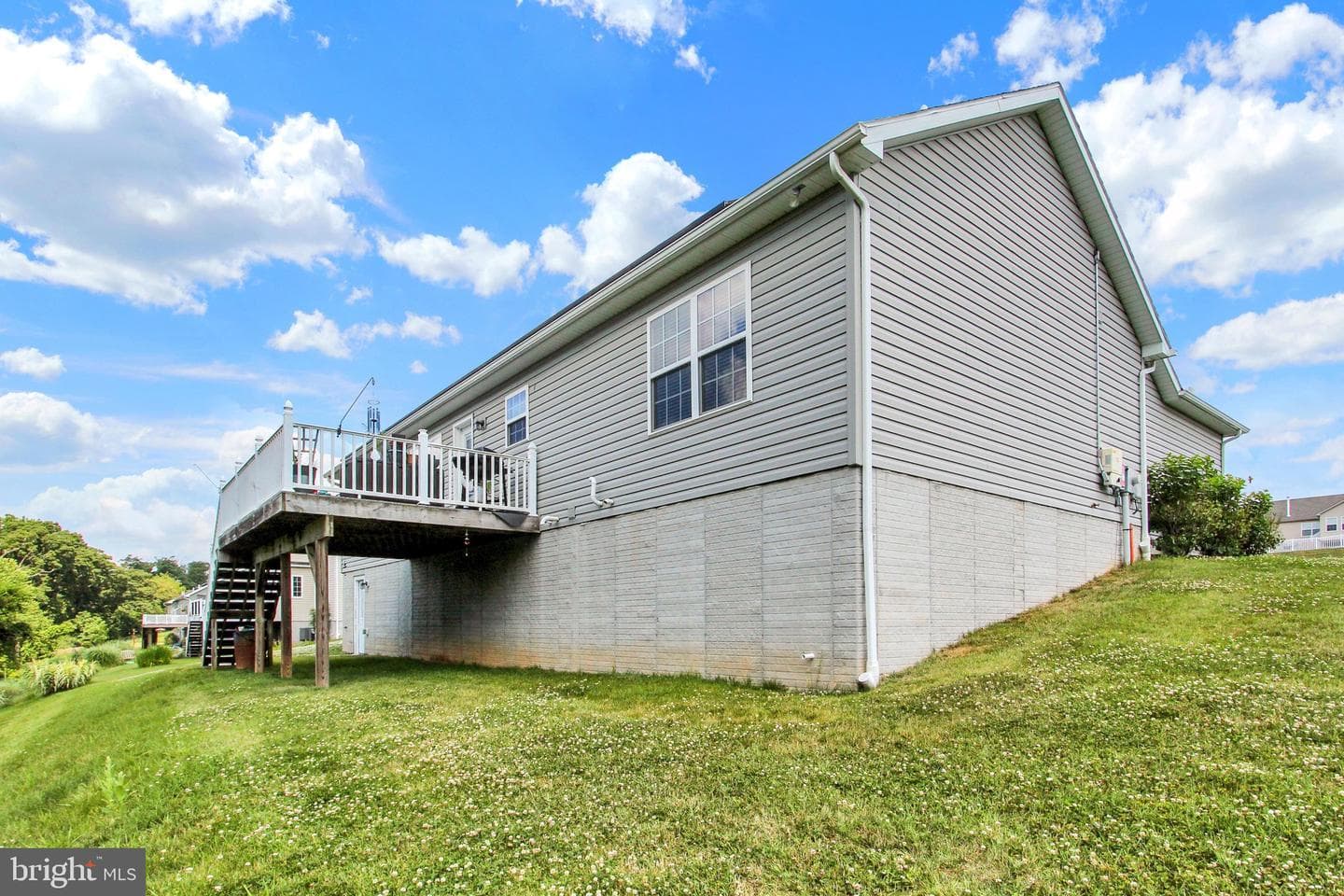 880 Ripple Dr photo 32