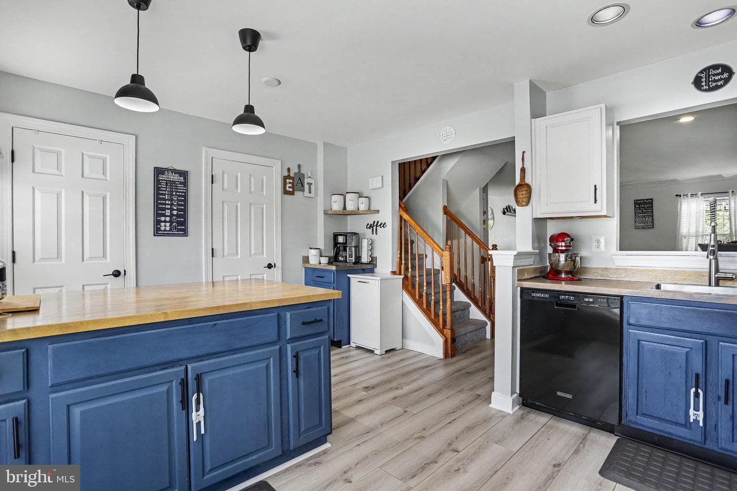 270 Country Ridge Drive photo 15