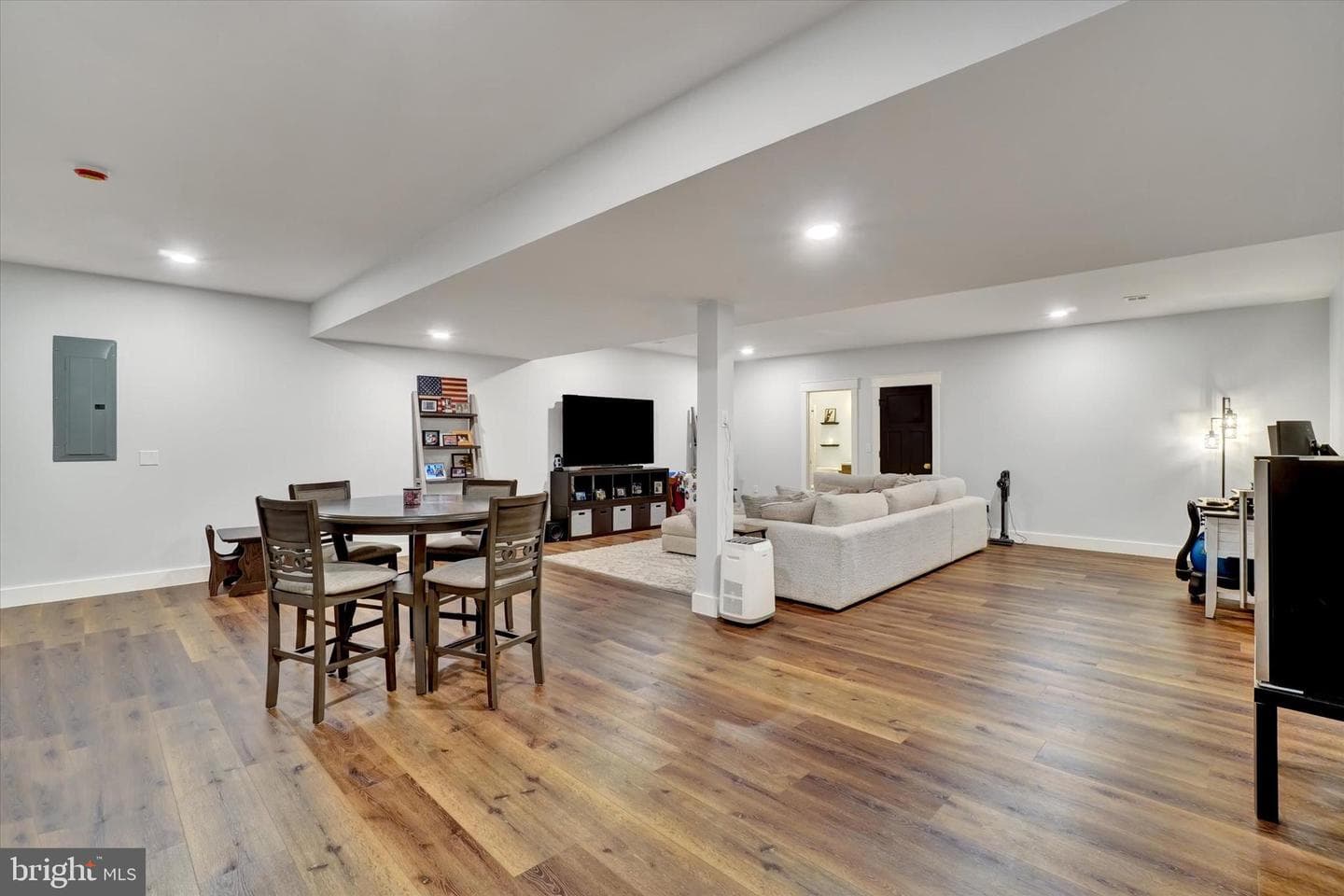 660 Church Road photo 37