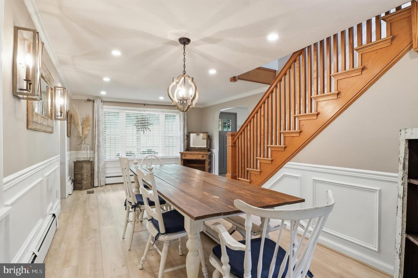 690 Academy Road photo 15