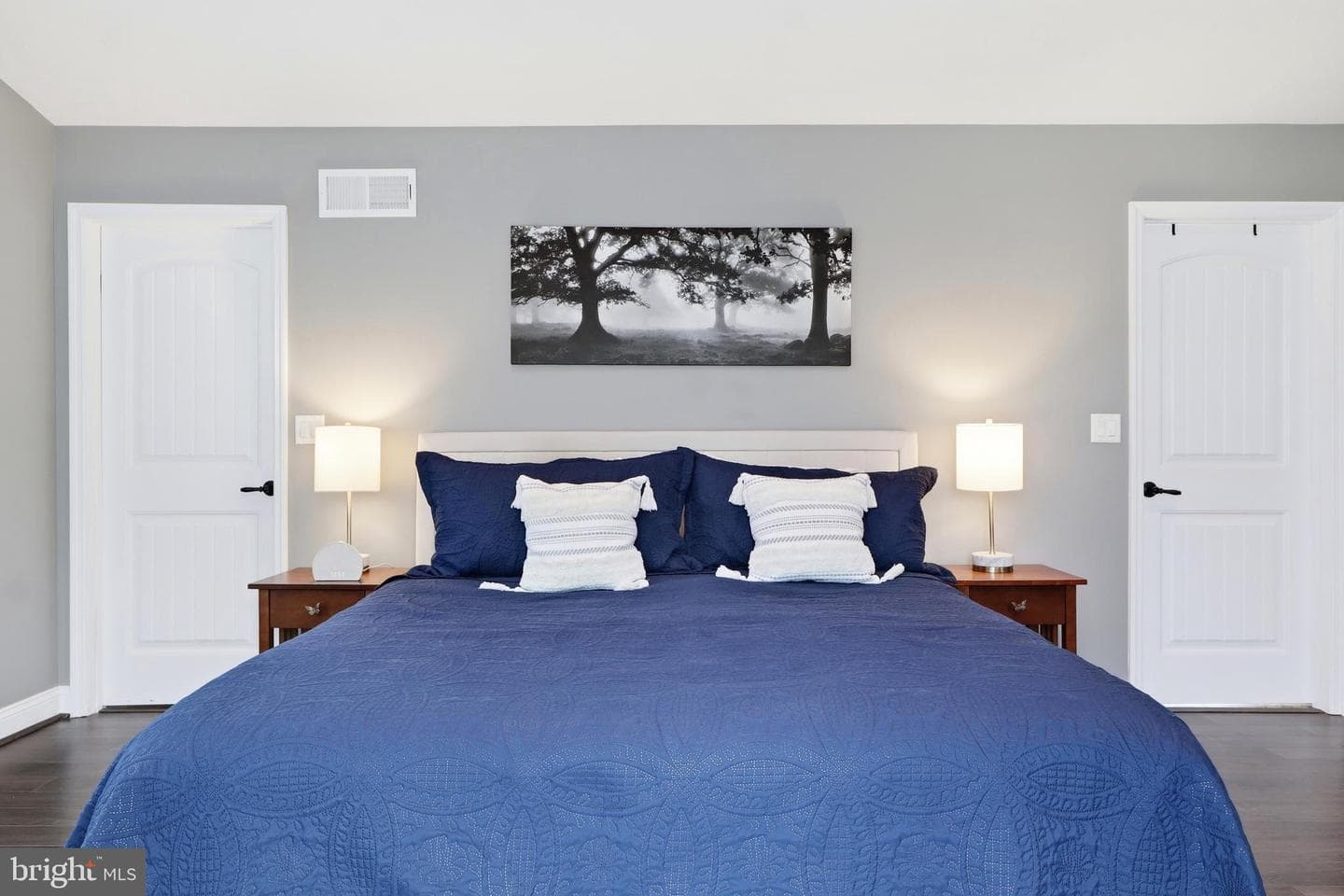 690 Academy Road photo 23
