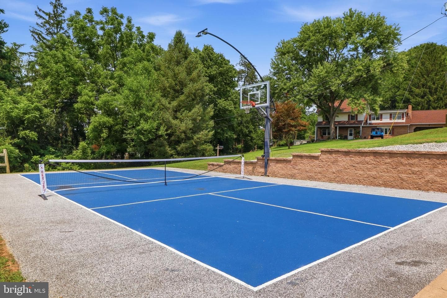 690 Academy Road photo 63