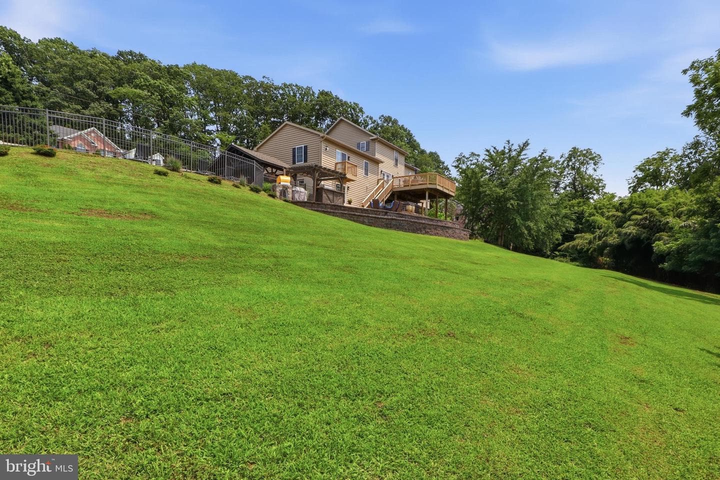 690 Academy Road photo 72