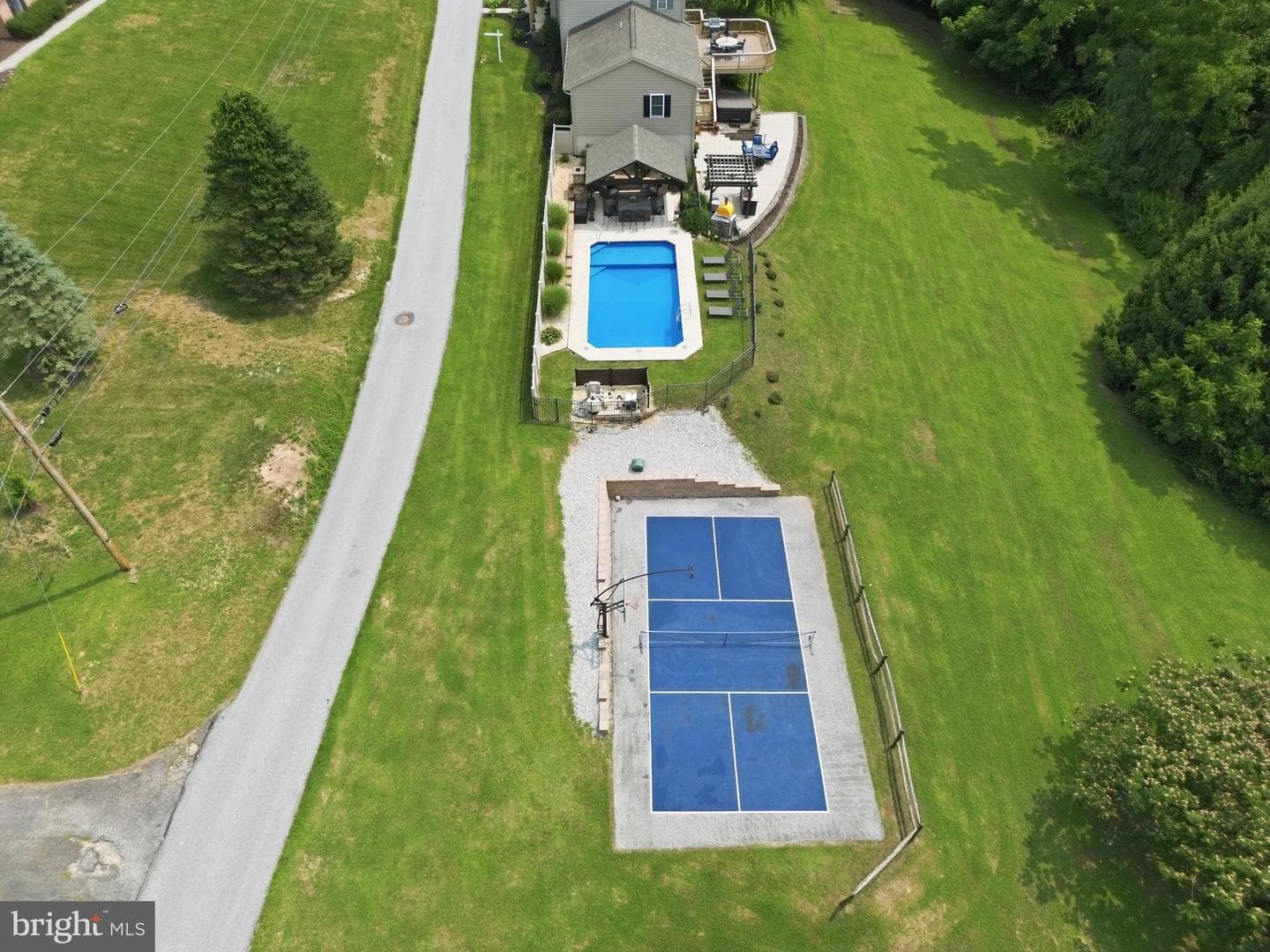 690 Academy Road photo 85