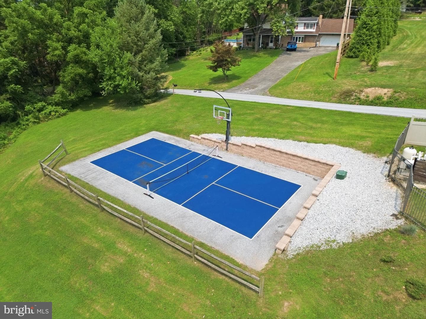 690 Academy Road photo 86