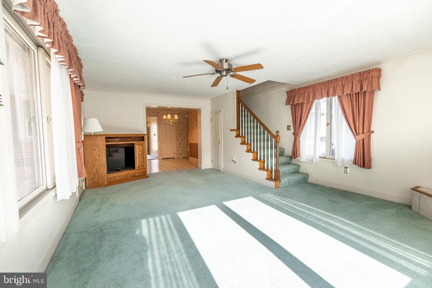 717 McCosh Street photo 9
