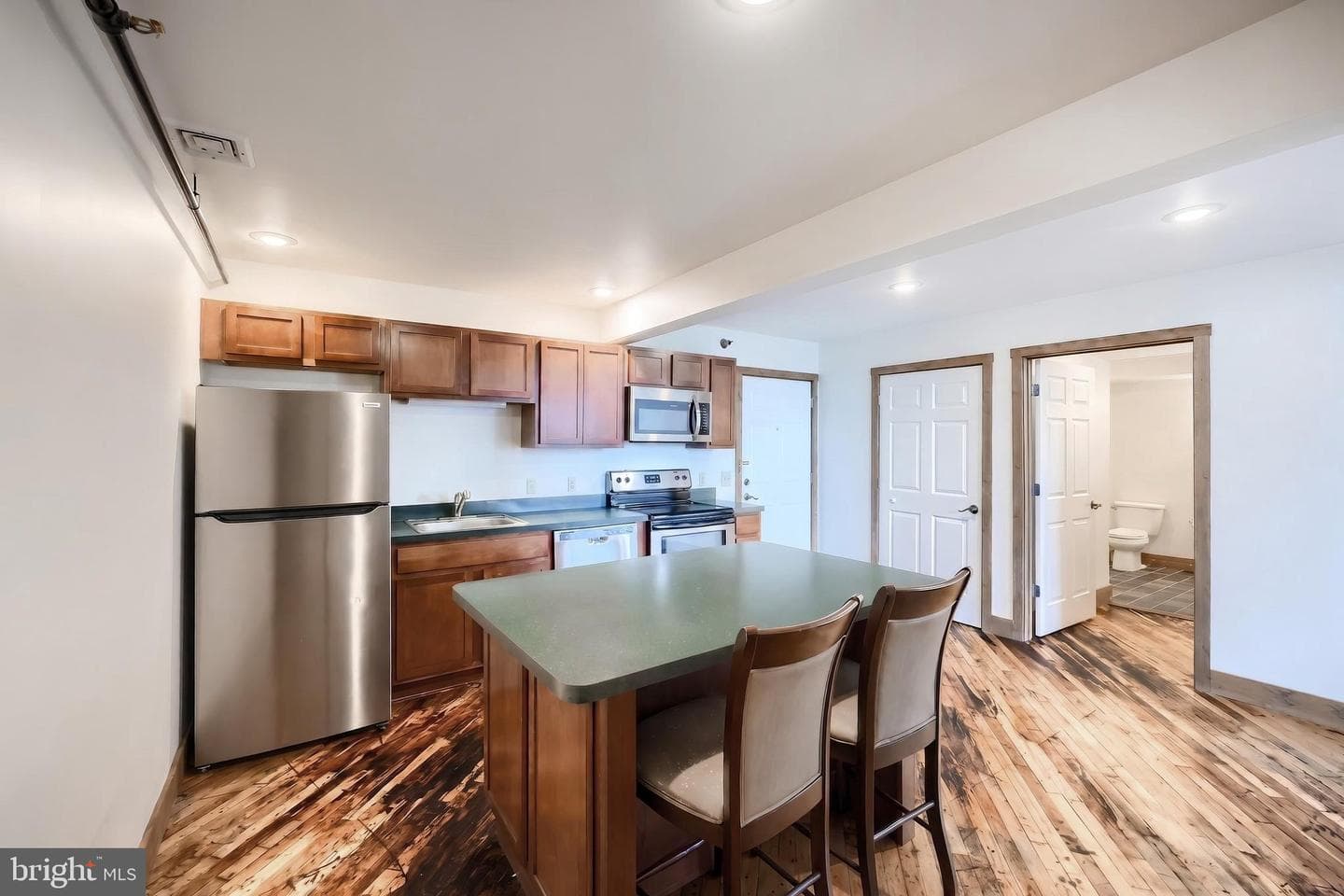 600 N Hartley Street #213 photo 4