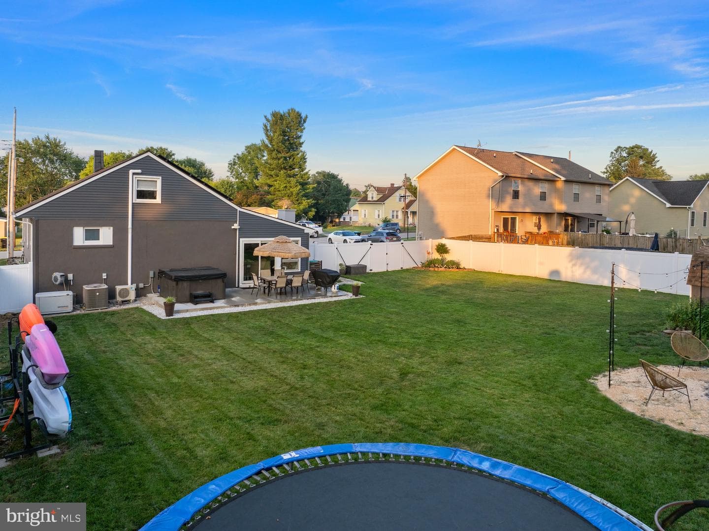 519 Meade Avenue photo 14