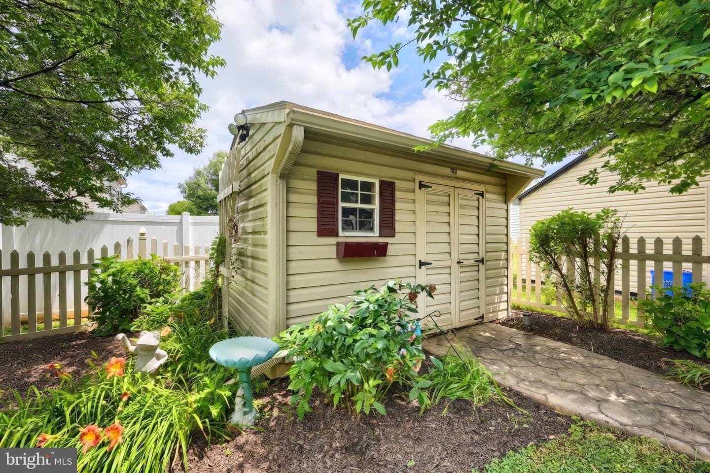 18 Ferndale Road photo 11