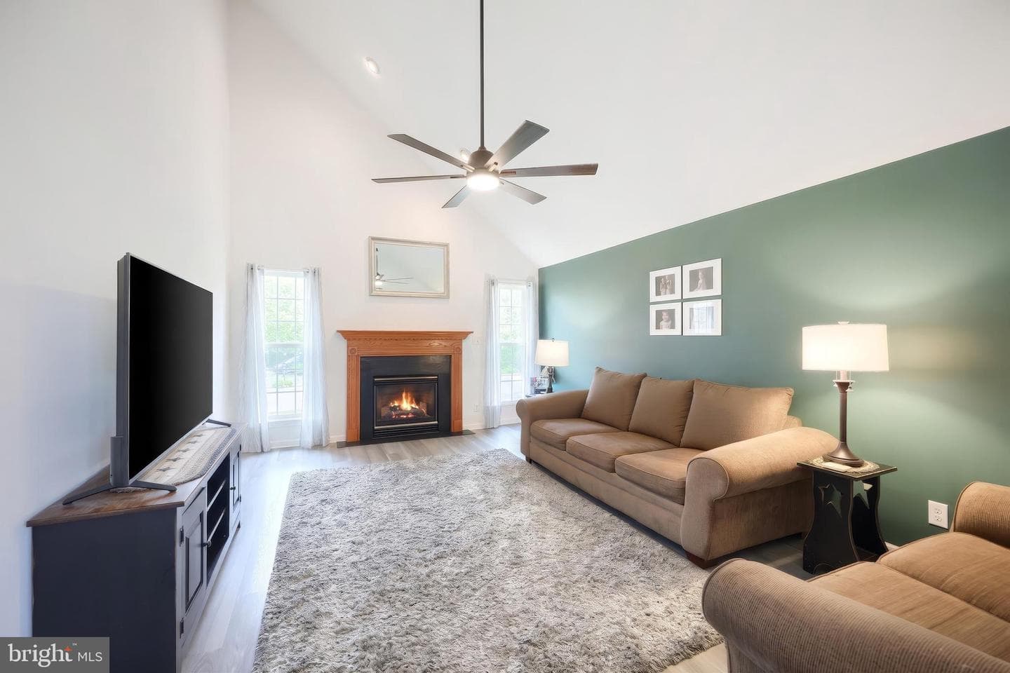 18 Ferndale Road photo 23