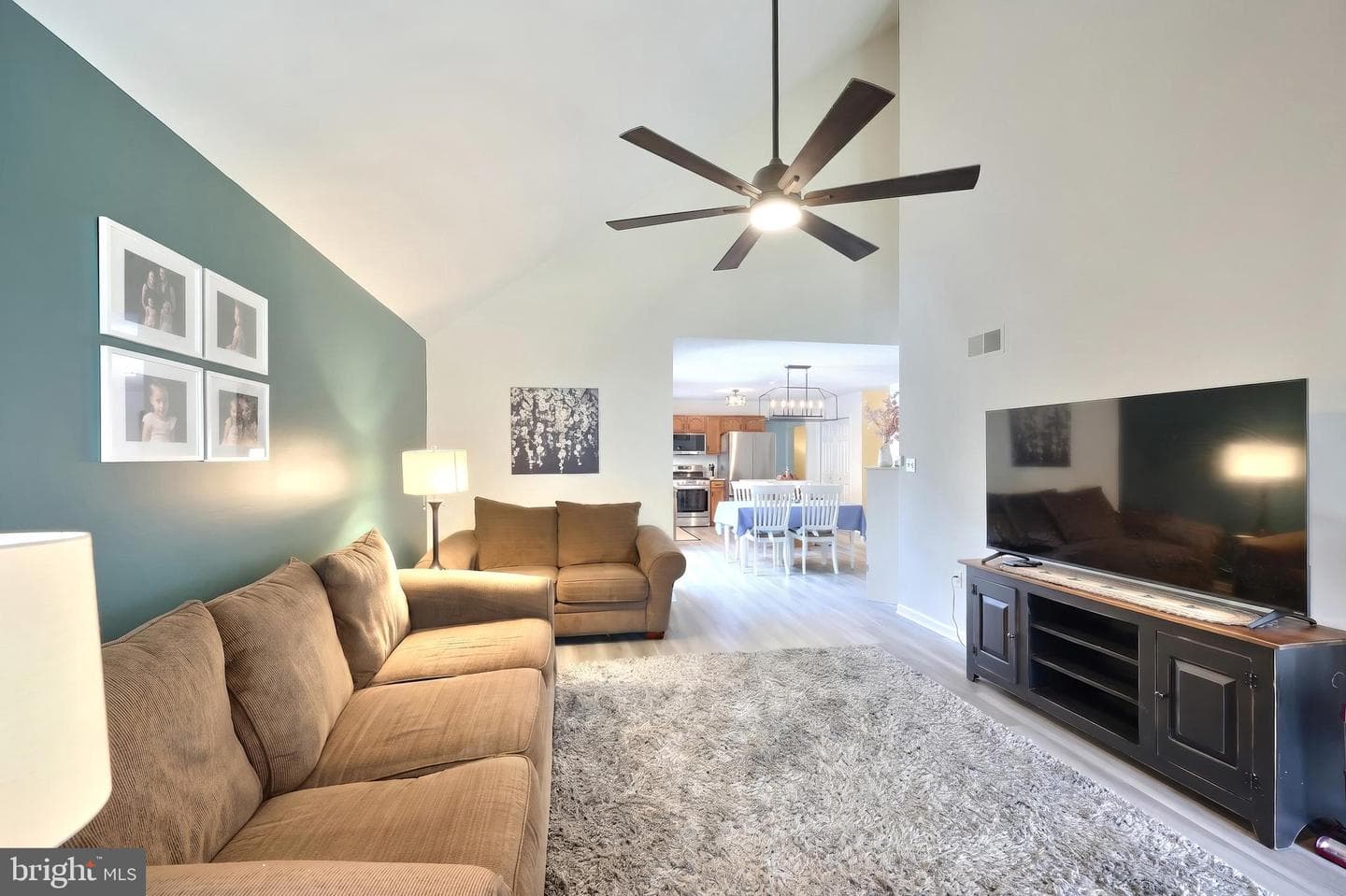 18 Ferndale Road photo 24