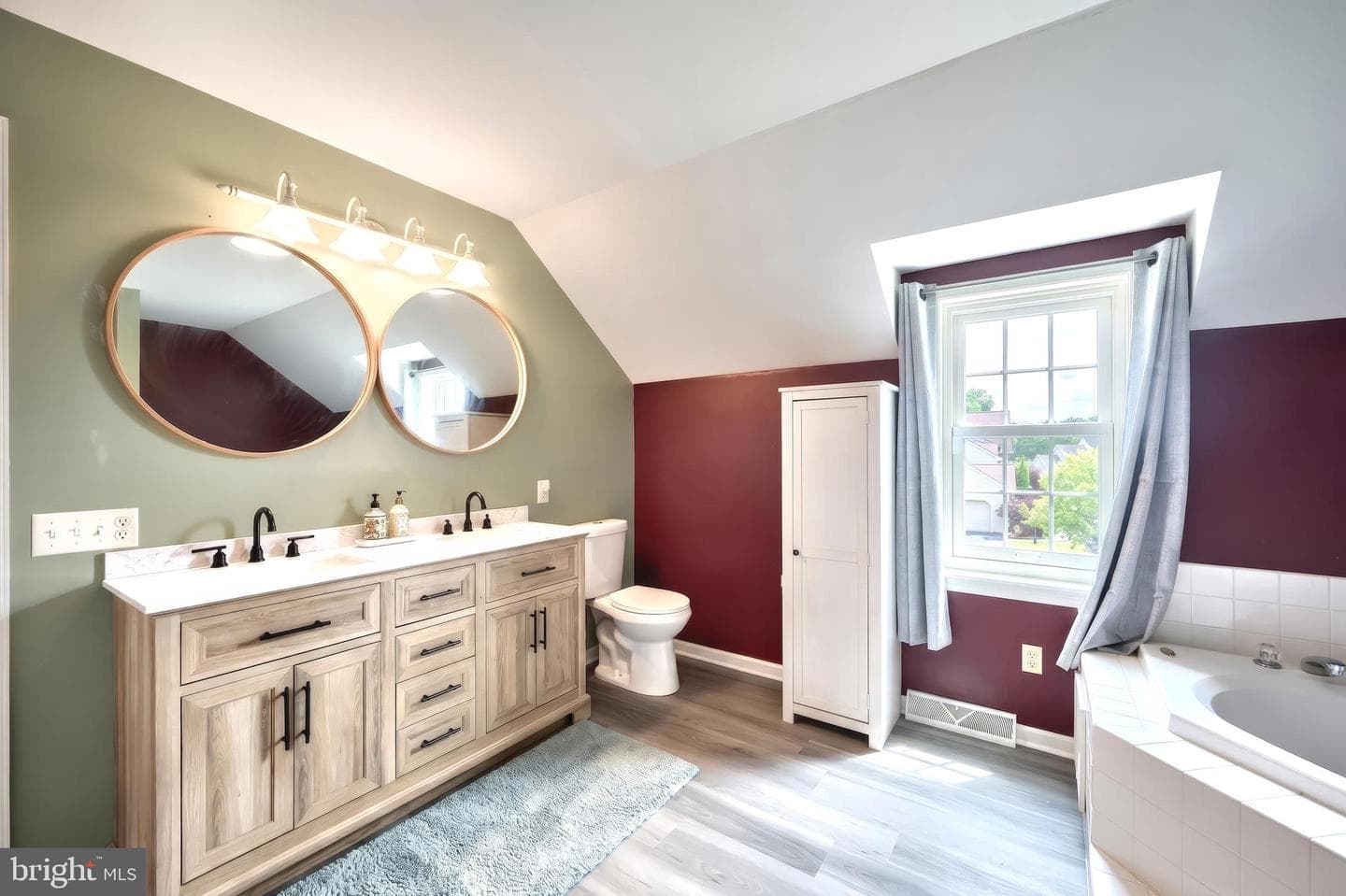 18 Ferndale Road photo 31