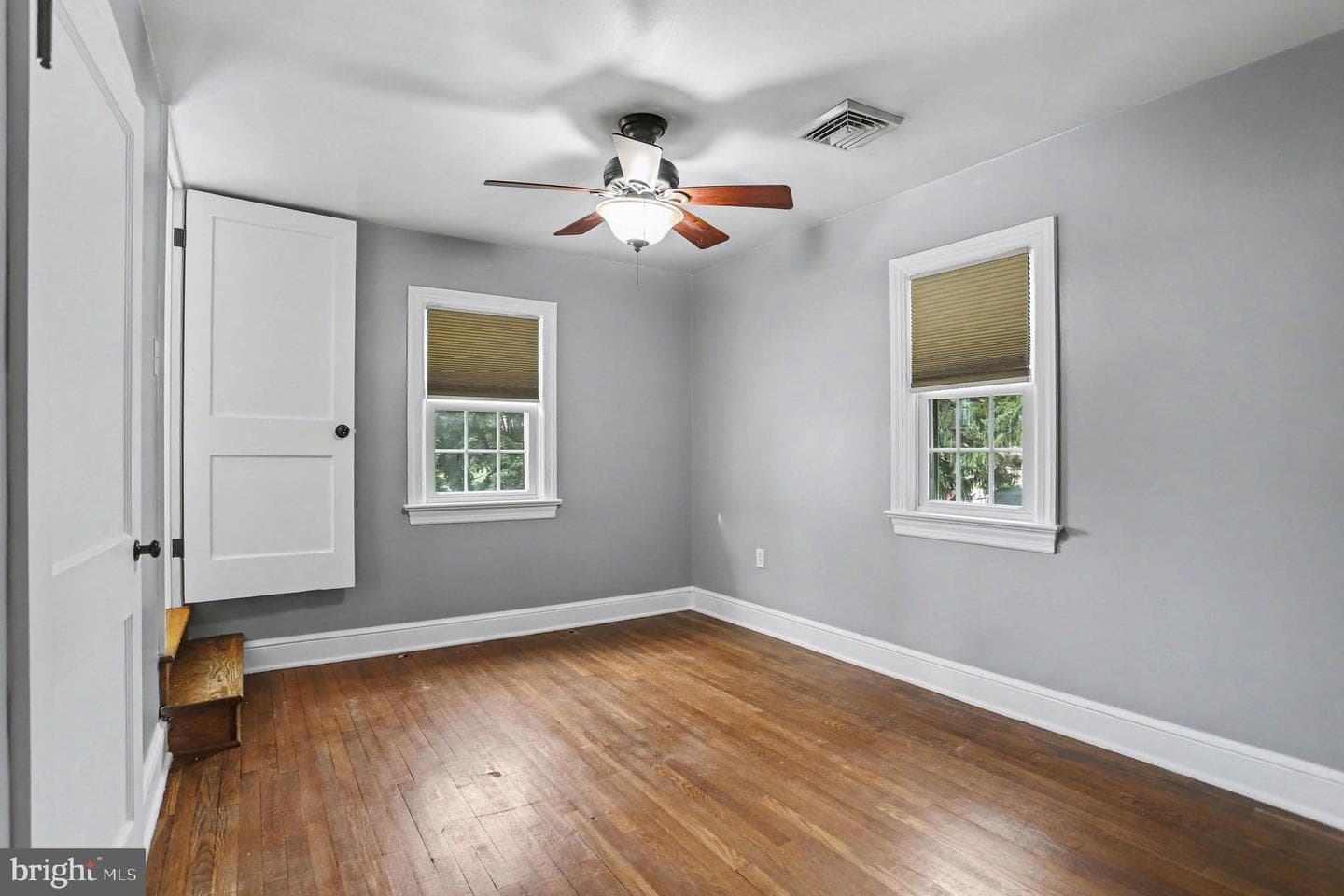 218 N Gotwalt Street photo 13