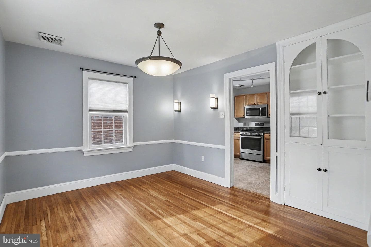 218 N Gotwalt Street photo 6