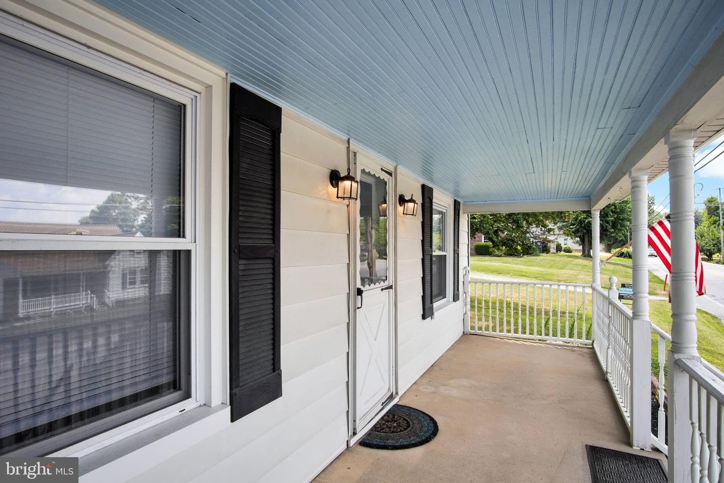 2040 Grandview Road photo 5
