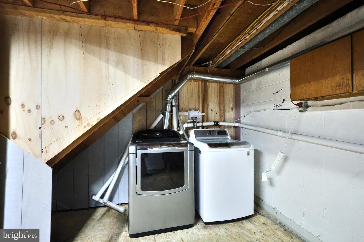 155 4th Street photo 29