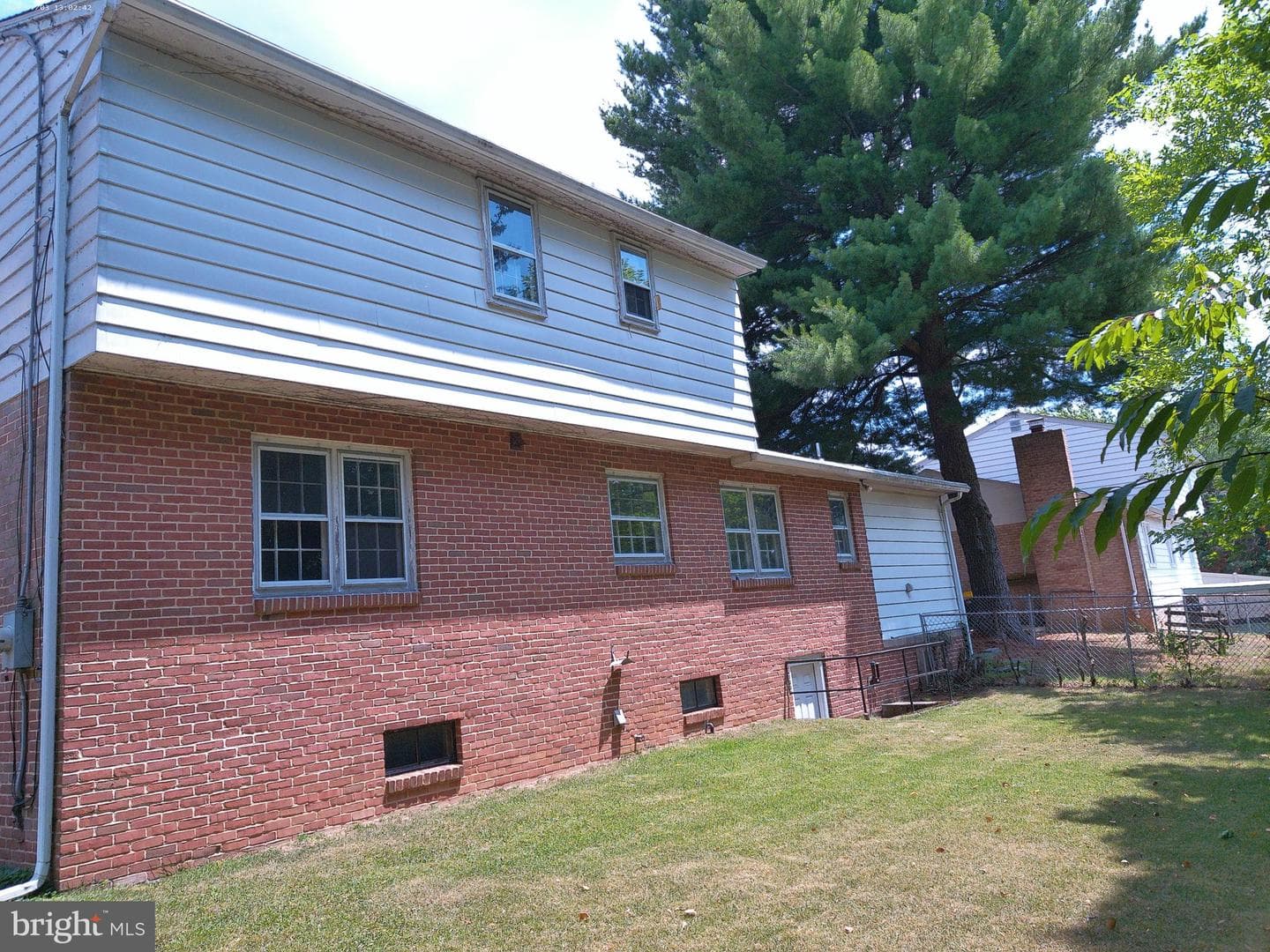 206 Green Lane Drive photo 18