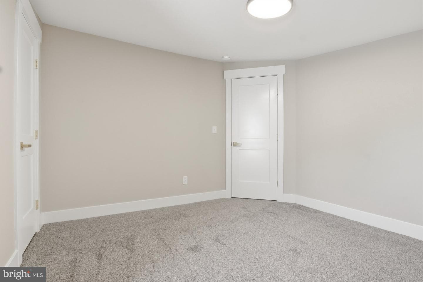 5247 Lincoln Highway W photo 21