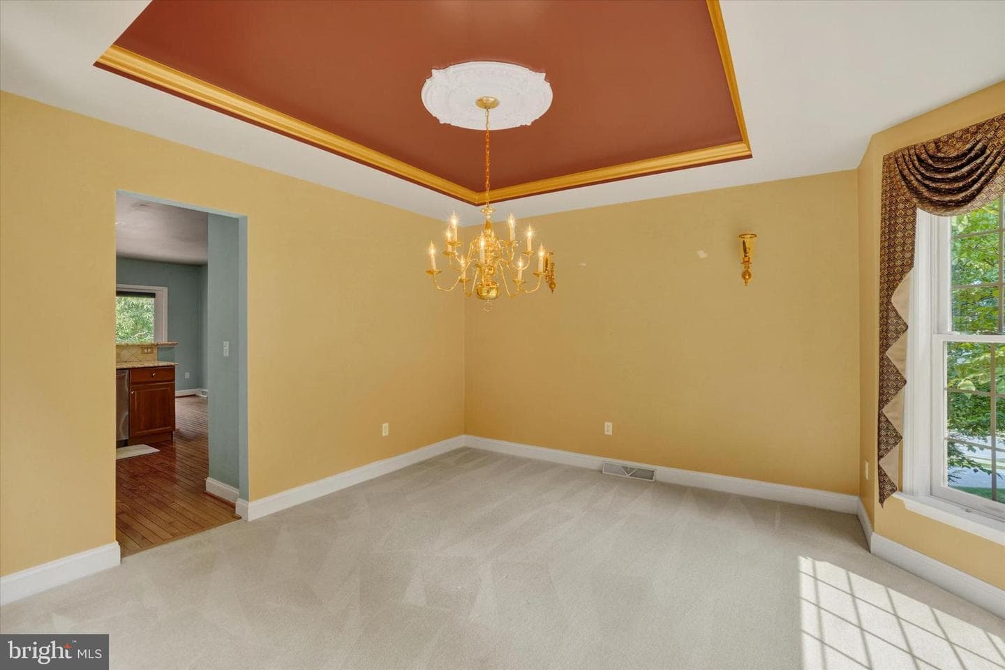410 Sarah Woods Drive photo 10